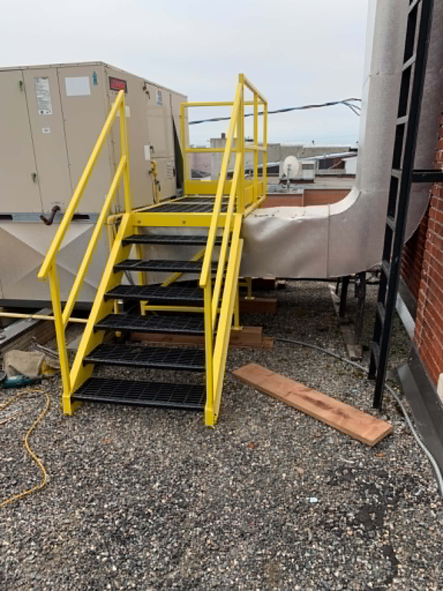 Structural stairs installation